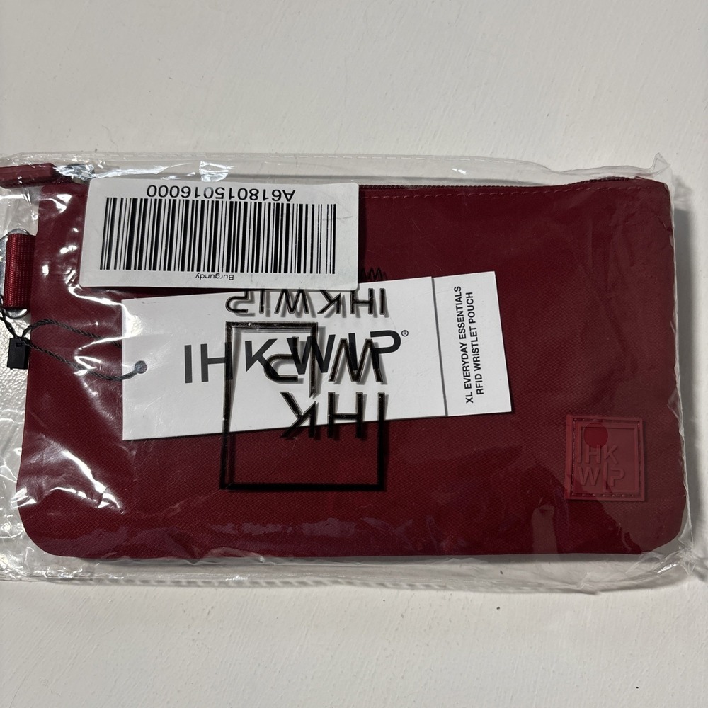 IHKWIP -RFID Everyday Essentials Wristlet Pouch Red NWT